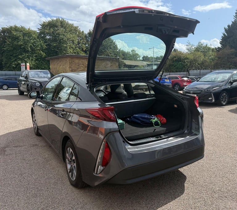 2022 Toyota Prius 1.8 VVTi Business Edition Plus 5dr CVT HATCHBACK PETROL/ELECTRIC Automatic