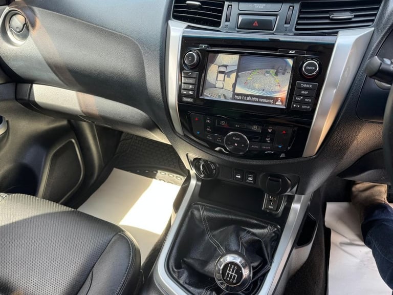 2018 Nissan Navara Double Cab Pick Up Tekna 2.3dCi 190 4WD PICK UP DIESEL Manual
