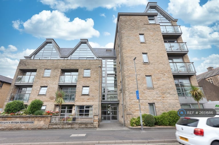 2 bedroom flat in Aldcliffe Road, Lancaster, LA1 (2 bed) (#2651686)