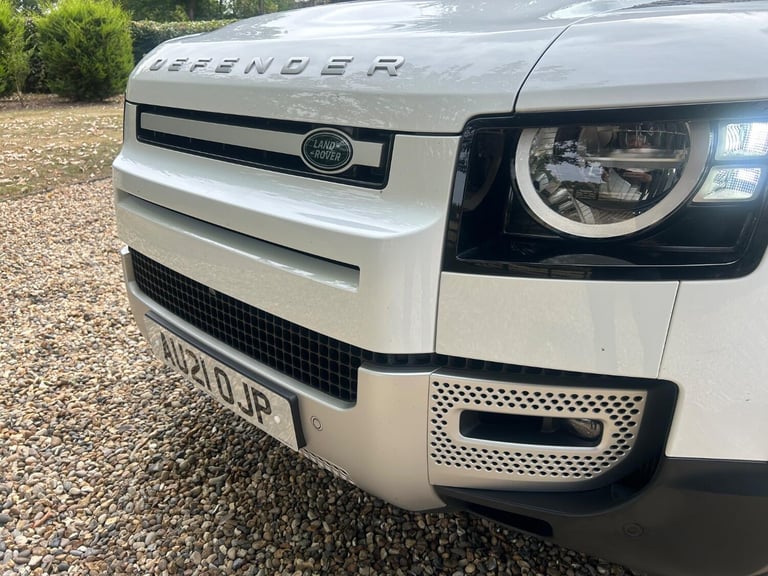 LAND ROVER DEFENDER 90 3.0 D200 MHEV 2021