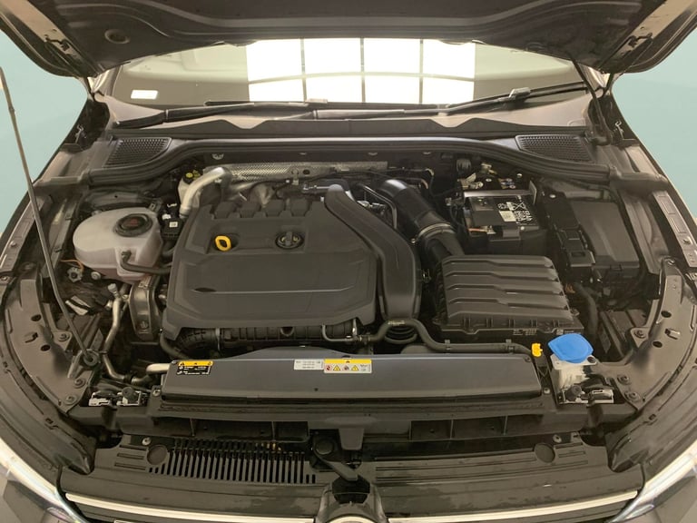 2023 Volkswagen Golf 1.5 TSI R-Line Hatchback 5dr Petrol Manual Euro 6 (s/s) (130 ps) - PARK SEN ...
