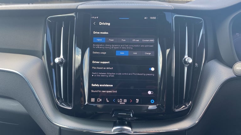 2024 Volvo XC60 2.0 T6 350 RC PHEV Plus Black Ed 5dr AWD Gtron Estate Estate Hybrid Automatic