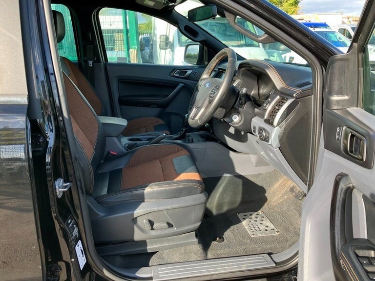 FORD RANGER 3.2L 200BHP 4X4 PICKUP AUTO GEARBOX WITH AIRCON SATNAV.