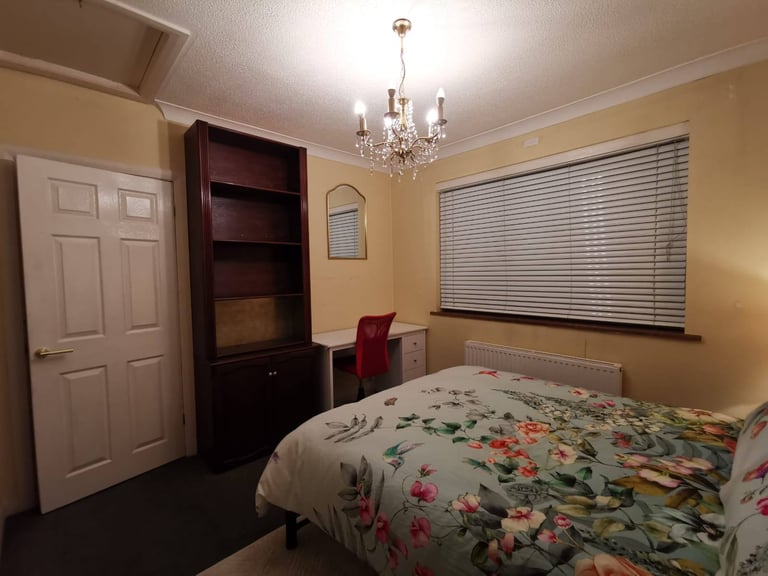 Double Bright Bedroom 