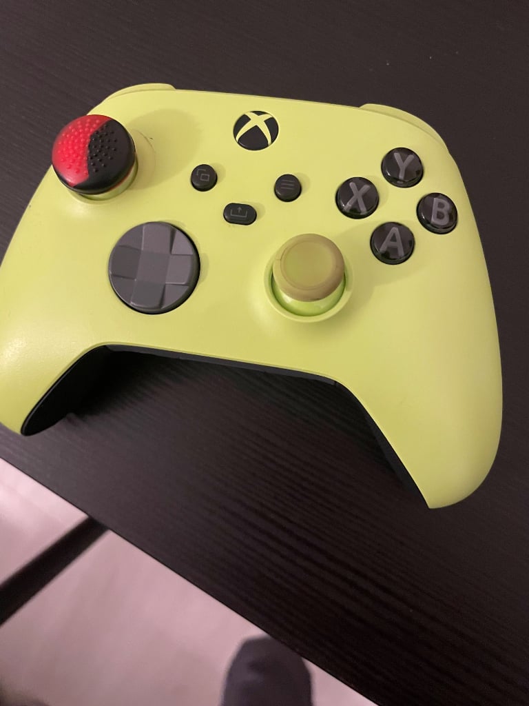 Xbox Wireless Controller Remix Special Edition for Xbox Series XS