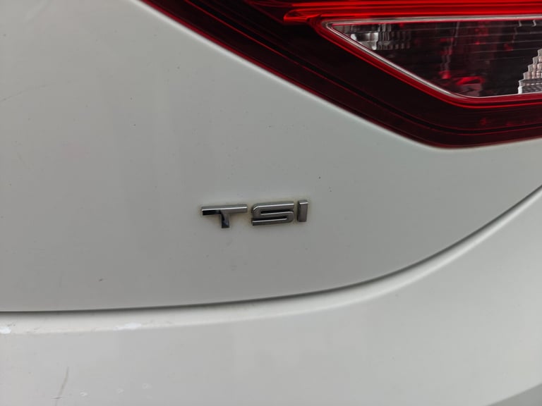 2013 SEAT Leon 1.2 TSI SE 5dr [Technology Pack] HATCHBACK Petrol Manual