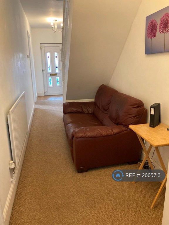 4 bedroom house in Trafalgar Road, Bournemouth, BH9 (4 bed) (#2665713)