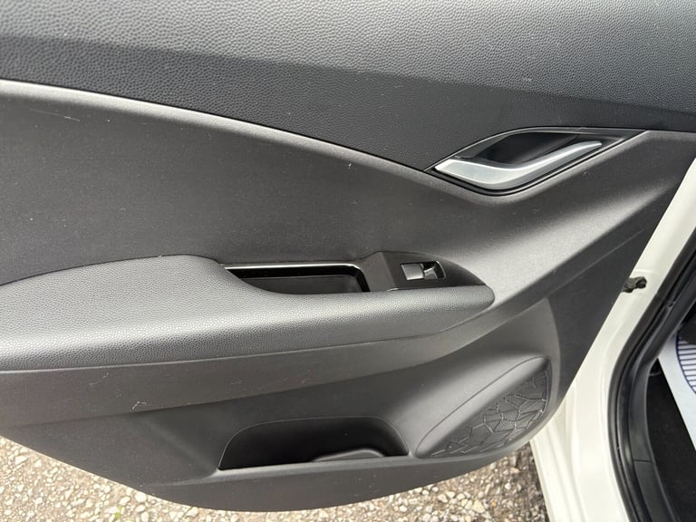 2013 Hyundai ix20 1.6 Active Hatchback 5dr Petrol Auto Euro 5 (123 bhp) Petrol