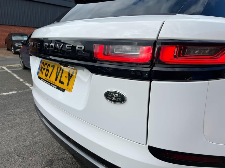 2017 Land Rover Range Rover Velar 2.0 D180 R-Dynamic S Auto 4WD Euro 6 (s/s) 5dr ESTATE Diesel Au...