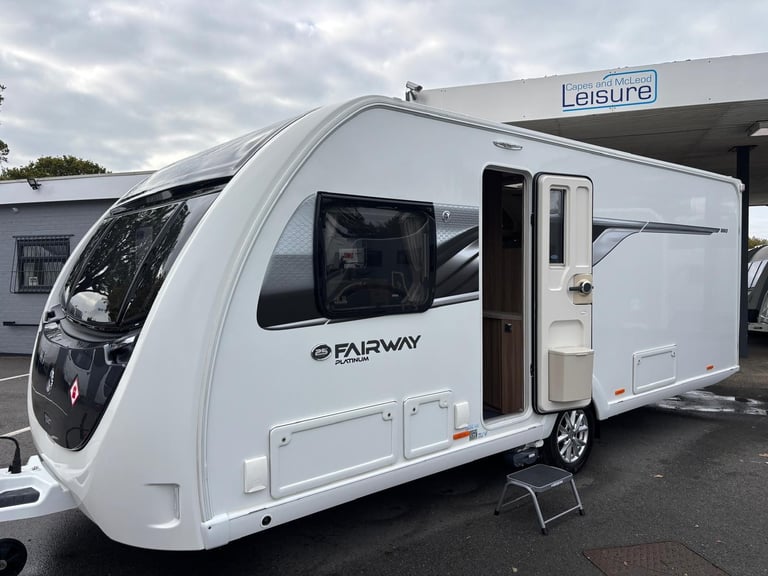 2020 Swift Fairway Platinum 880 8ft Wide, Transverse Island Fix Bed WAS £21,995