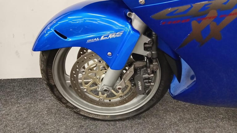 HONDA CBR1100XX ** 12 MONTH MOT - CRASH BOBBINS - REAR HUGGER ** 