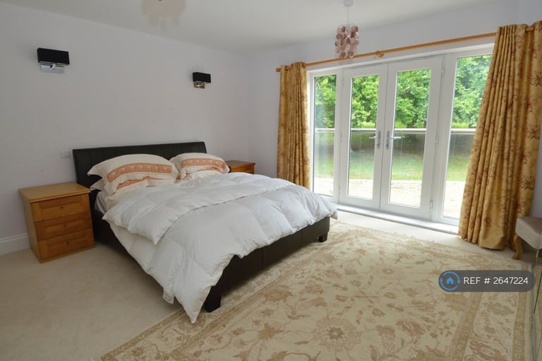 4 bedroom house in Northcourt, Pangbourne, Reading, RG8 (4 bed) (#2647224)