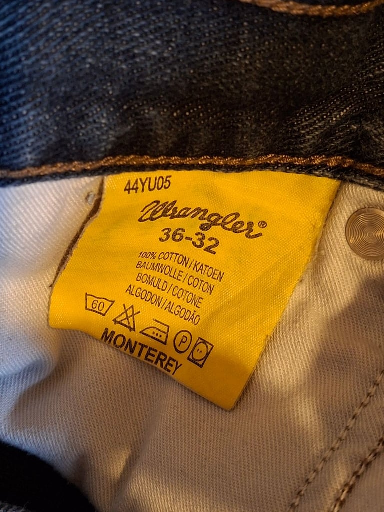 image for Wrangler jeans