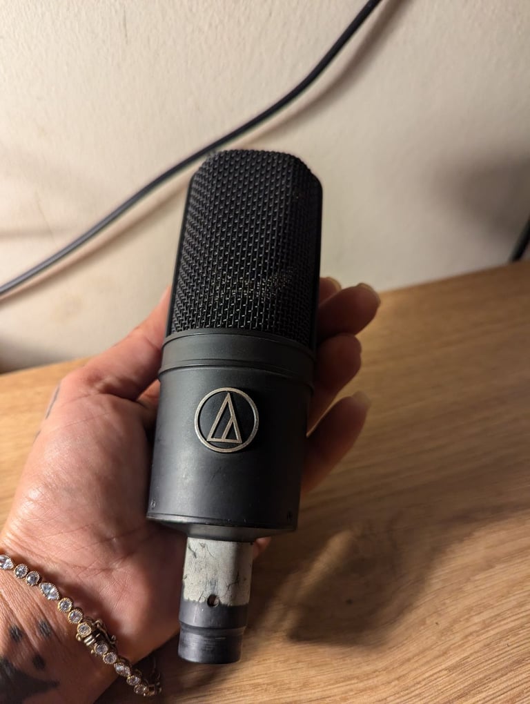 image for Audio Technica AT4033a Studio Cardioid Condenser Microphone - Used RRP £439