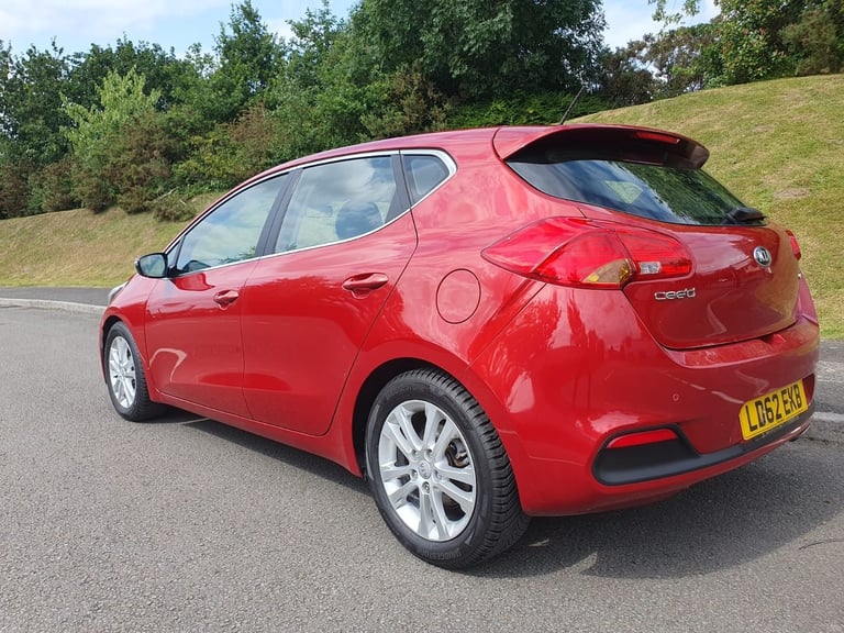 KIA CEED 1.6 CRDi 2 EcoDynamics 5dr Tax £20 Super condition Recent major service