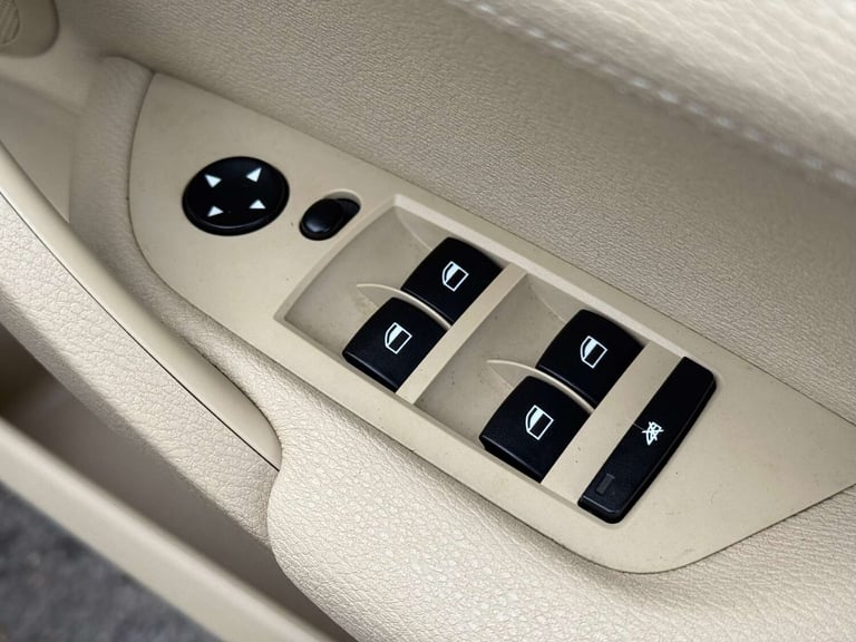 2015 BMW X1 xDrive 20d SE 5dr Step Auto ESTATE DIESEL Automatic