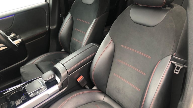 2021 Mercedes-Benz GLB GLB 220 AMG LINE PREM D 4 Estate Diesel Automatic