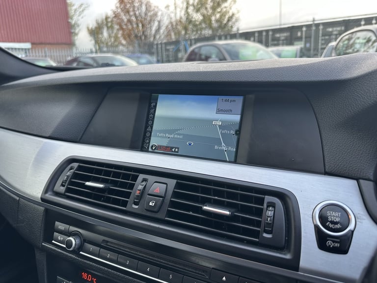 BMW 5 SERIES 2.0 520d M Sport Saloon 2011
