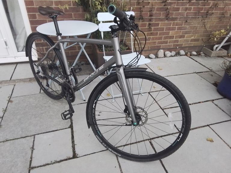 image for Whyte Cambridge Hybrid Bike