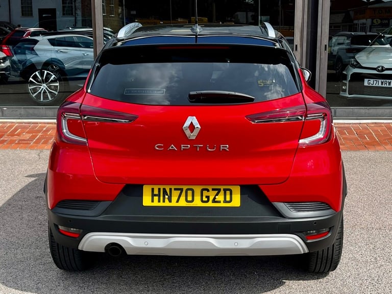 2020 Renault Captur ICONIC TCE Hatchback Petrol Manual