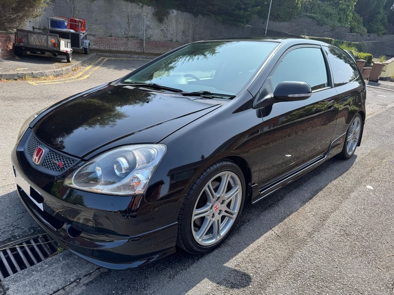 2004 Honda Civic Type R, Low Miles