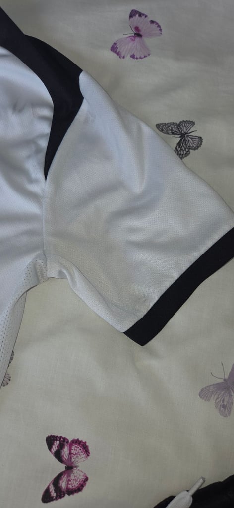 Sondico sports t-short and shorts 13 vears / 158 cm. Very good