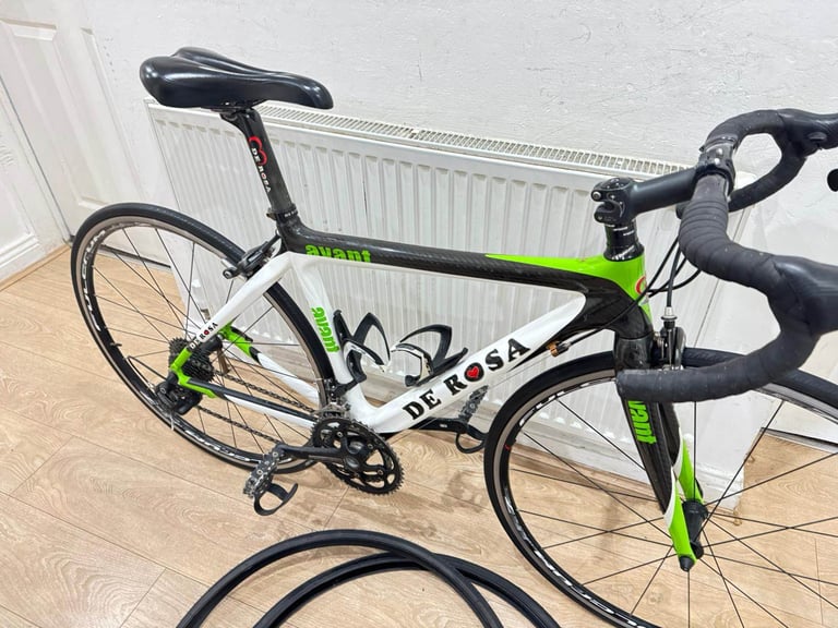 Full carbon De Rosa avant bike in very good condition all fully working 