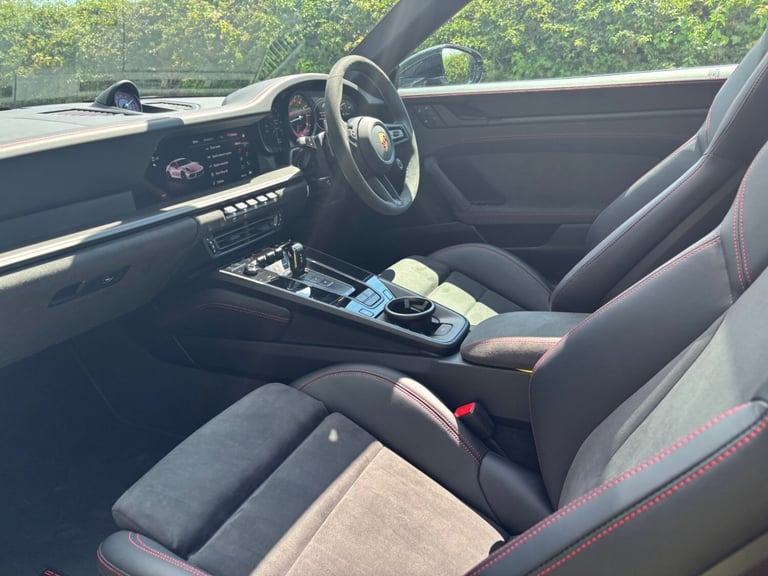 2024 Porsche 911 GTS 2dr PDK COUPE Petrol Automatic