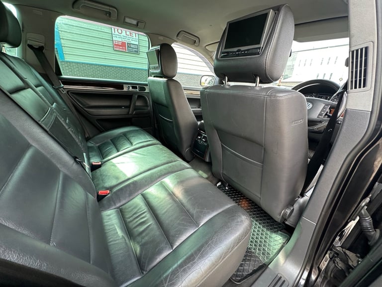 2005 Volkswagen Touareg 3.0 V6 TDI Sport 5dr Auto ESTATE Diesel Automatic