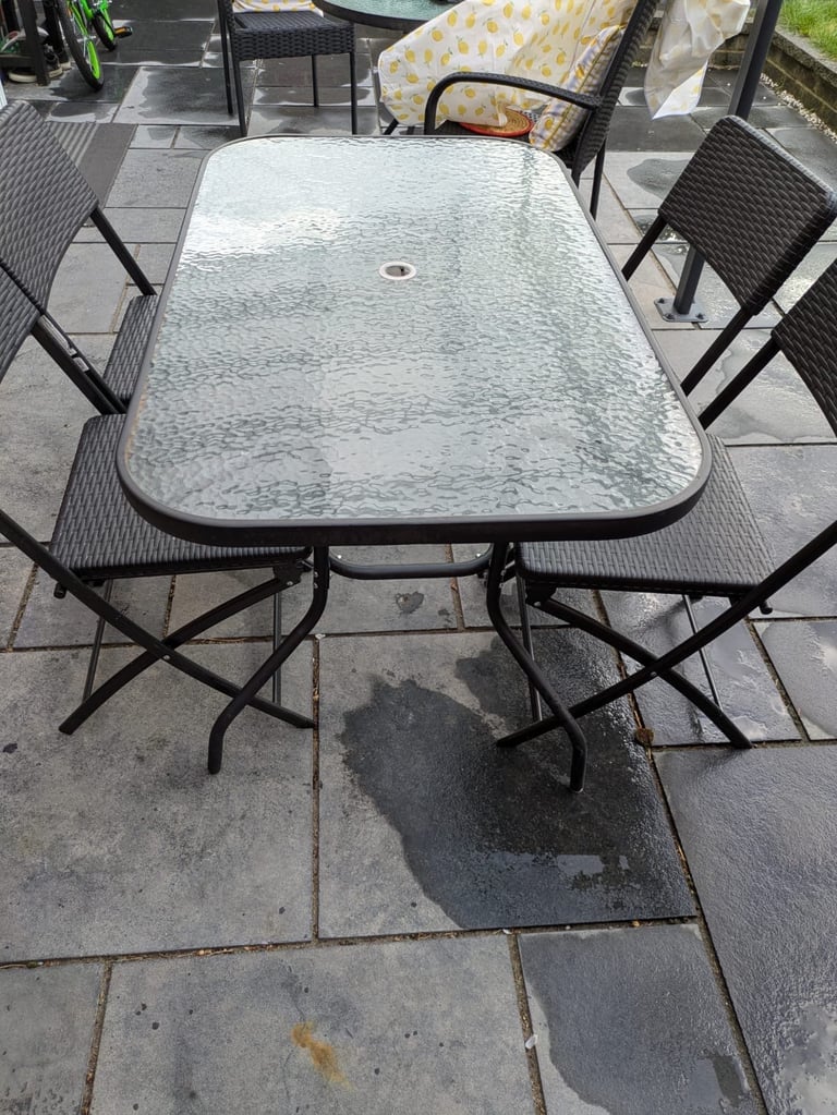 Garden Table &chairs