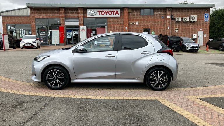 2023 Toyota Yaris 1.5 Hybrid Design 5dr CVT Hybrid Hatchback Hatchback Hybrid Automatic