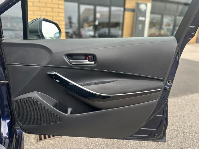 2022 Toyota Corolla 2.0 VVT-i Hybrid GR Sport 5dr CVT HATCHBACK Petrol/Electric Hybrid Automatic