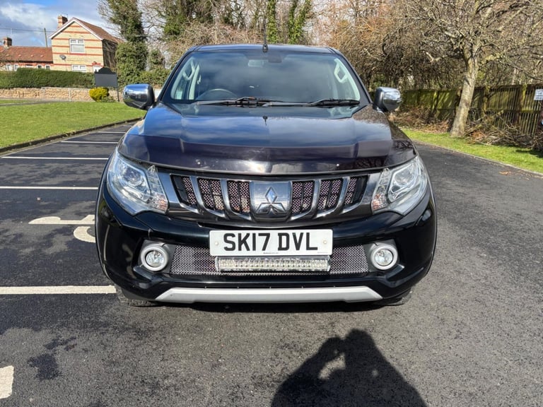 2017 Mitsubishi L200 2.4 DI-D DC Barbarian Auto 4WD Euro 6 4dr PICK UP Diesel Automatic