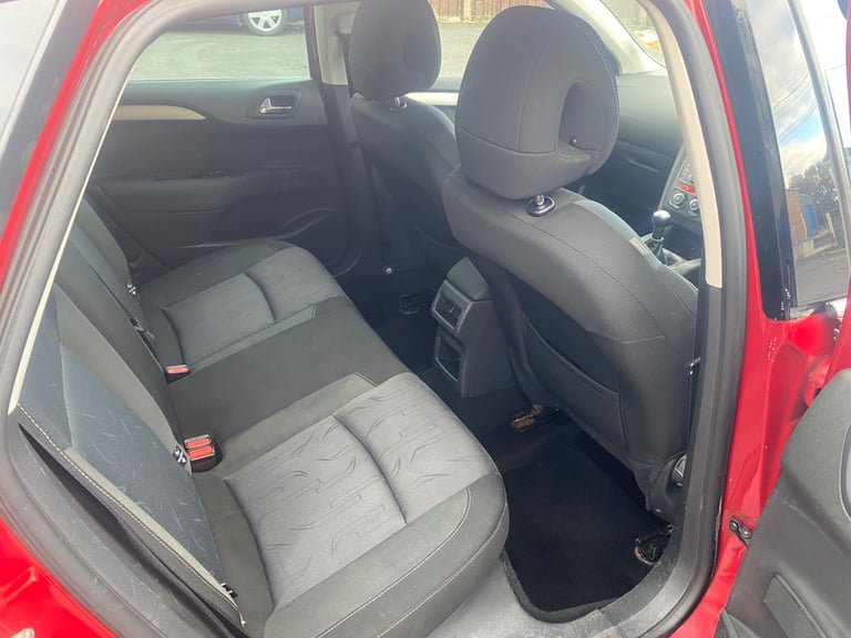 Citroen, C4, Hatchback, 2011, Manual, 1560 (cc), 5 doors