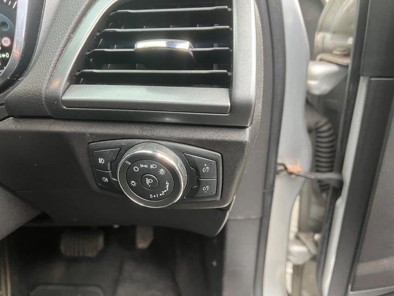 FORD MONDEO 2.0 TDCi Titanium Silver Auto Diesel 2017