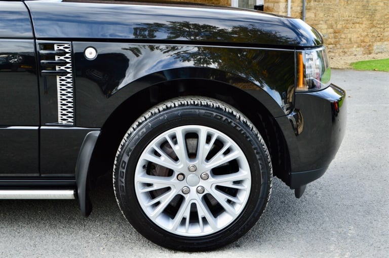 2012 Land Rover Range Rover 4.4 TDV8 Westminster 4dr Auto ESTATE DIESEL Automatic