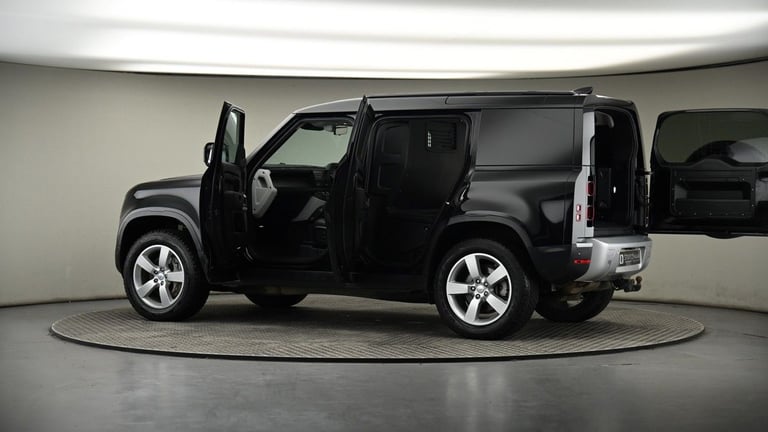 2022 Land Rover Defender 110 3.0 D300 MHEV HSE Hard Top SUV 5dr Diesel Auto 4WD MWB Euro 6 (s/s) ...