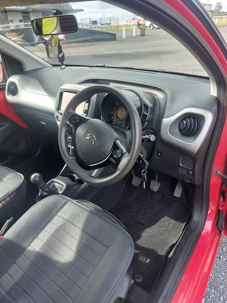 2015 CITROEN C1 FEEL. 73K MILES. NEW MODEL. £20 ROAD TAX. 3 MONTHS WARRANTY.
