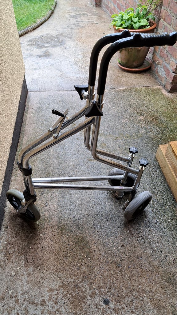 Three wheel walker