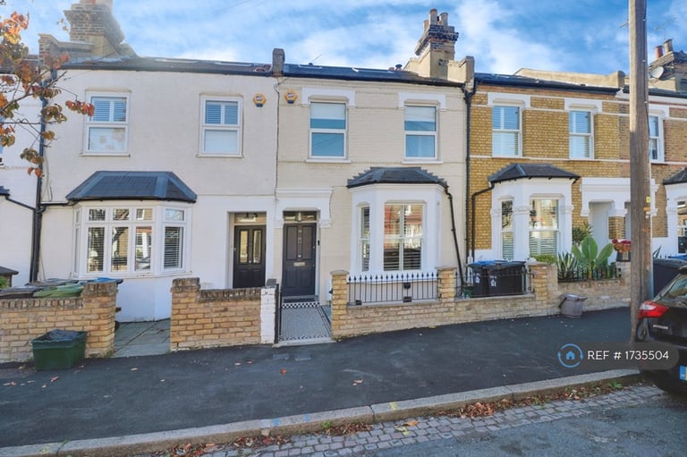 image for 5 bedroom house in William Road, London, SW19 (5 bed) (#1735504)