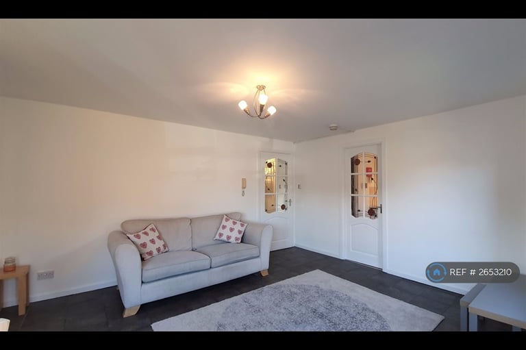 1 bedroom flat in Anson Street, Glasgow, G40 (1 bed) (#2653210)