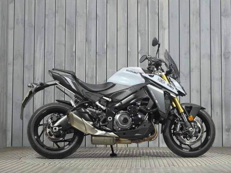 2021 71 SUZUKI GSX-S1000