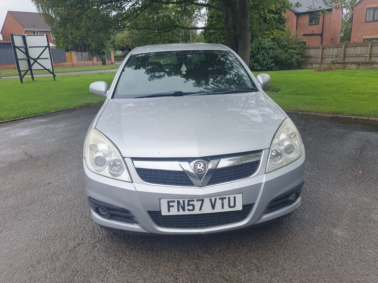 2007 Vauxhall Vectra 1.8i VVT Design 5dr HATCHBACK Petrol Manual
