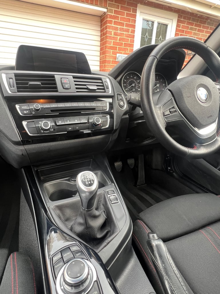 BMW, 1 SERIES, Hatchback, 2017, Manual, 1995 (cc), 5 doors