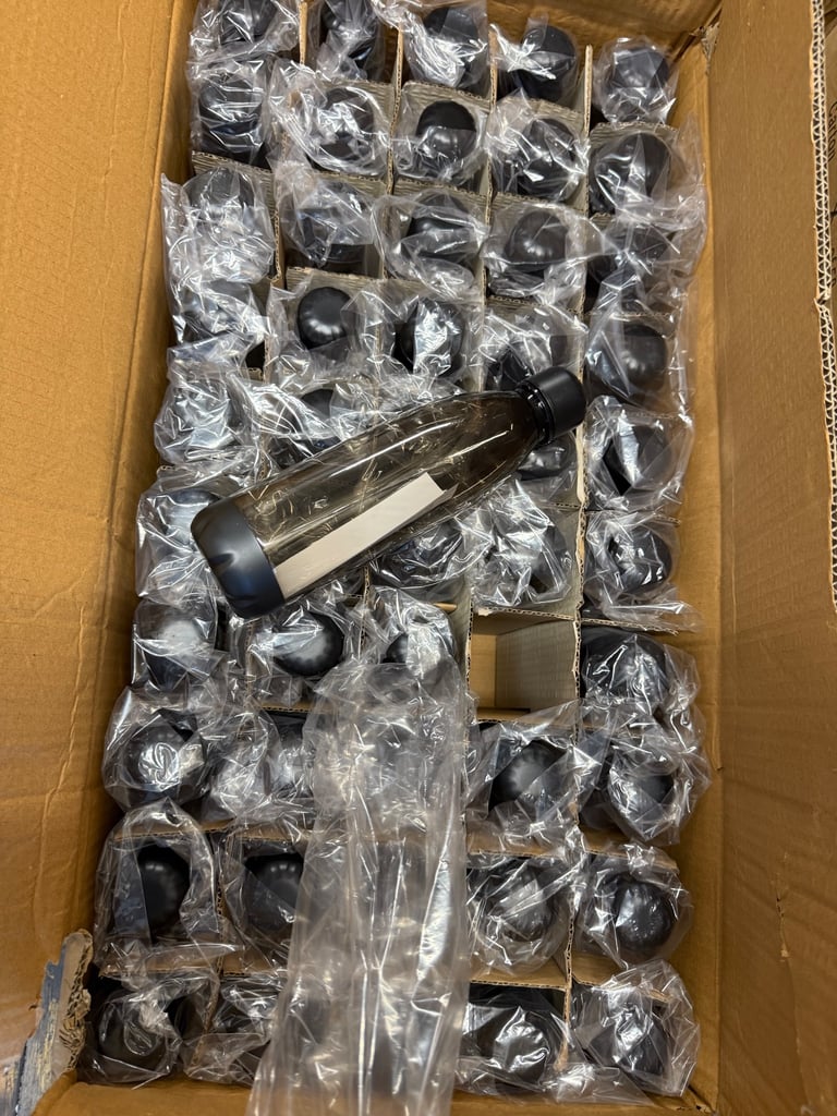 Wholesale Joblot box of 50 brand new 700mL water bottles