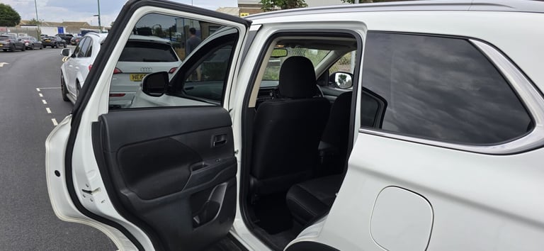 2016 Mitsubishi Outlander 2.2 DI-D GX3 5dr ESTATE Diesel Manual