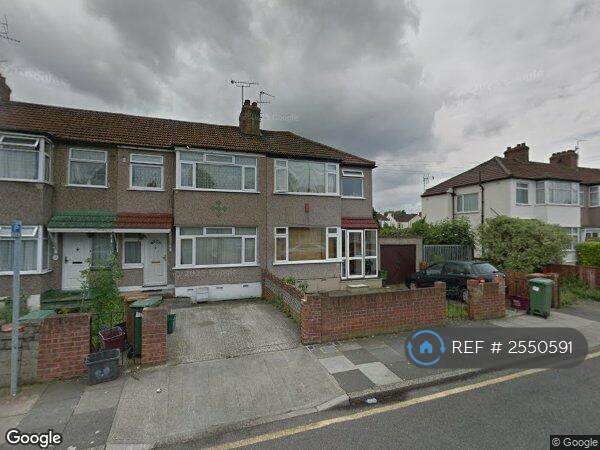 image for 4 bedroom house in Overton Road, London, SE2 (4 bed) (#2550591)