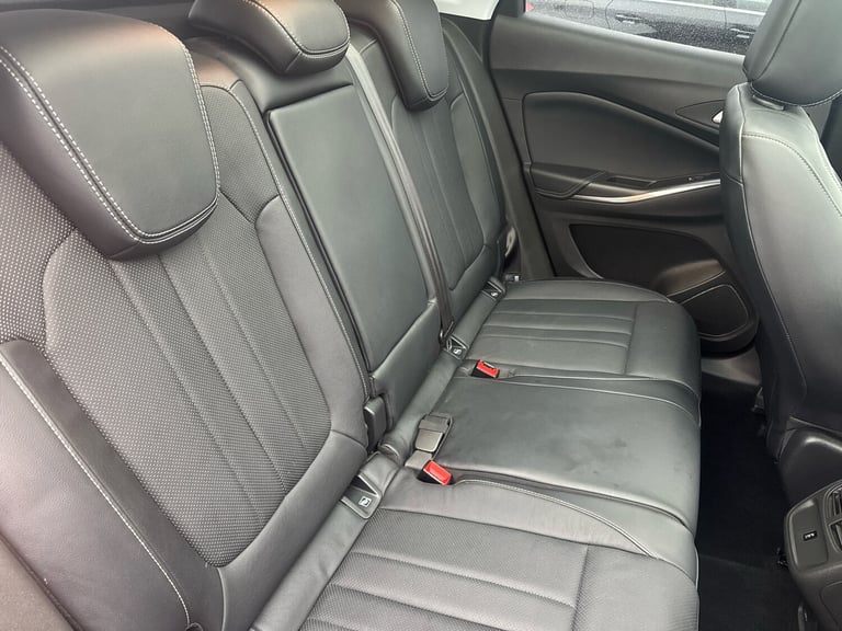2019 Vauxhall Grandland X 1.5 Turbo D Elite Nav 5dr HATCHBACK DIESEL Manual