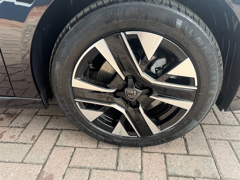2025 Peugeot 208 1.2 PureTech Allure Hatchback 5dr Petrol Manual Euro 6 (s/s) (100 ps) Hatchback ...