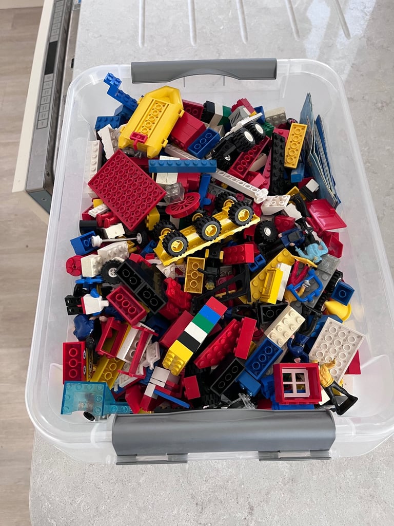 image for Box of lego pieces